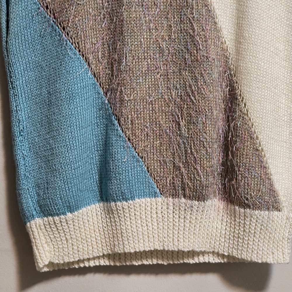 Colorblock Sweater Vest - Picture 6 of 6
